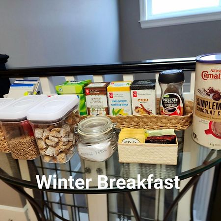 Vancouver Traveller B&B Экстерьер фото