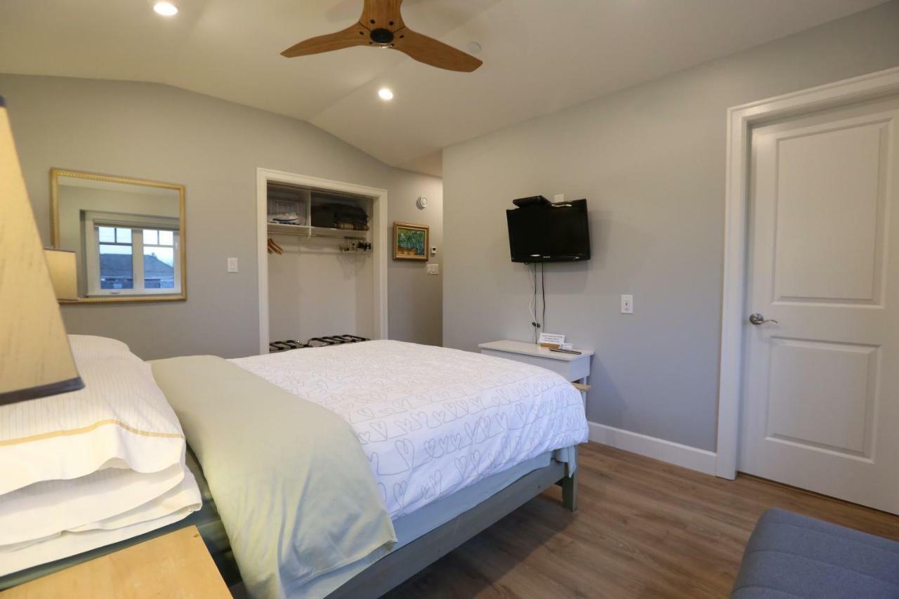 Vancouver Traveller B&B Экстерьер фото