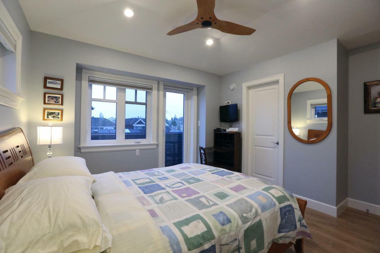 Vancouver Traveller B&B Экстерьер фото