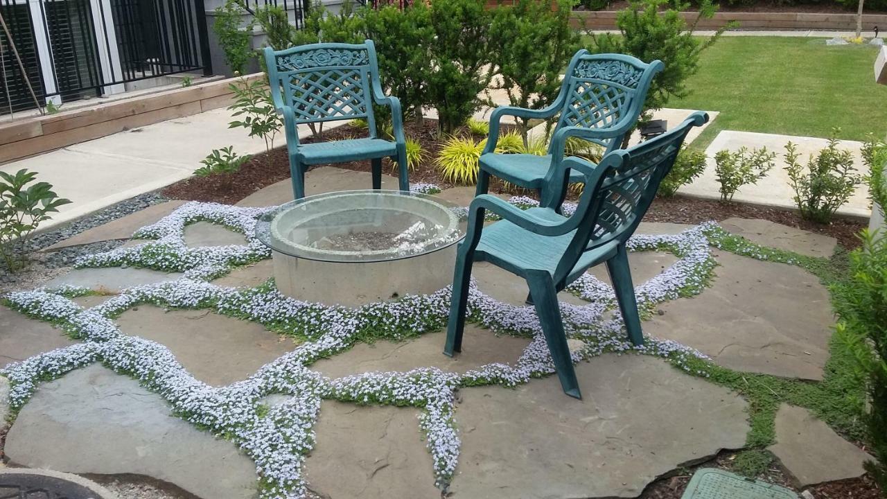 Vancouver Traveller B&B Экстерьер фото